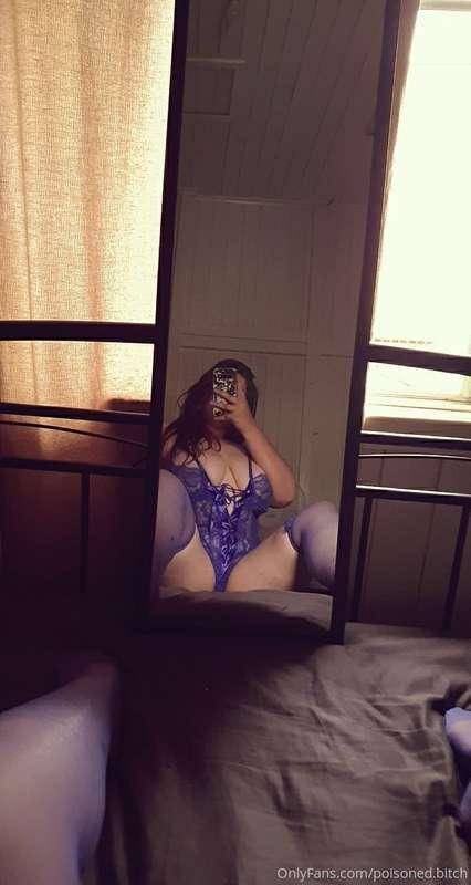 Hmu for private vids and pics 😚😉
