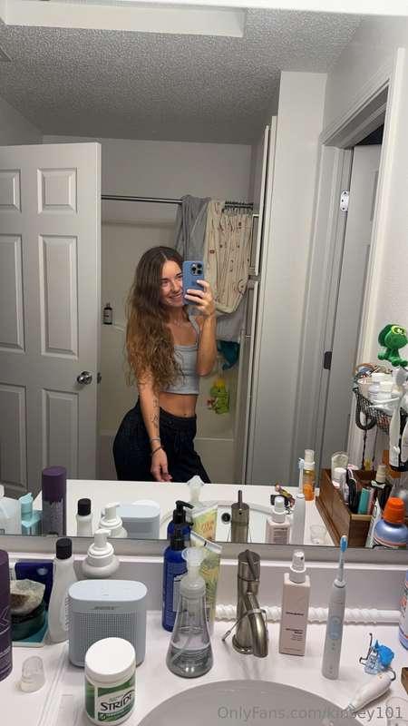 my cute lil booty is growing and I love it 
