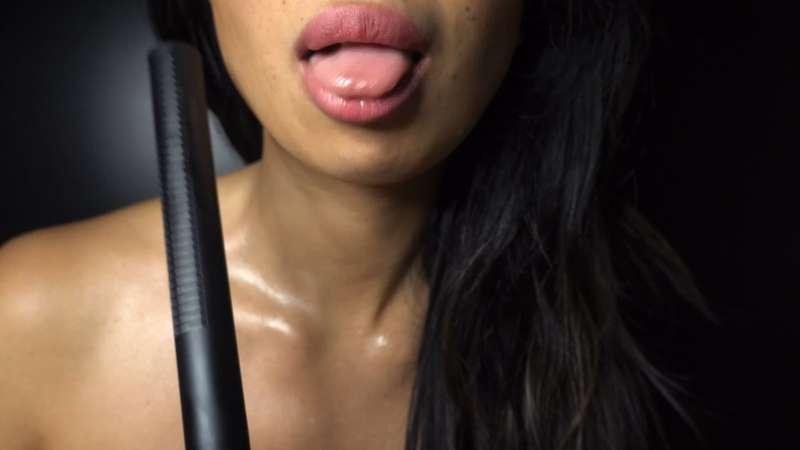 I like this mic, you know why? 