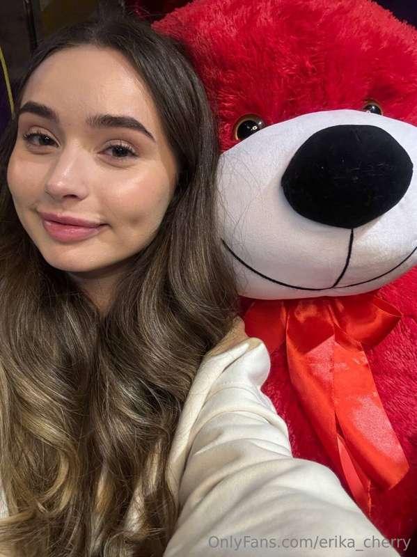 I love teddy bears 🧸 they're so cute and soft ❤️