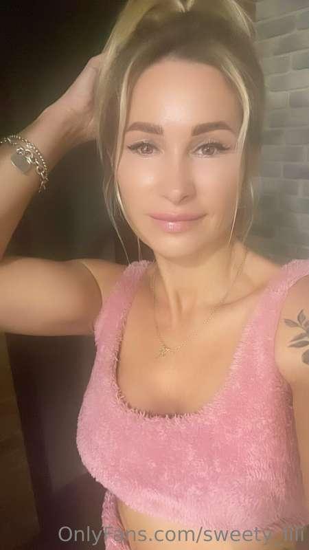 Hello, my love!💋
summer is damn hot , despite the high tempe..