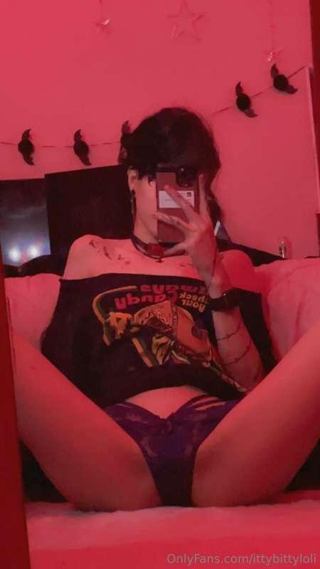 spooky & hot