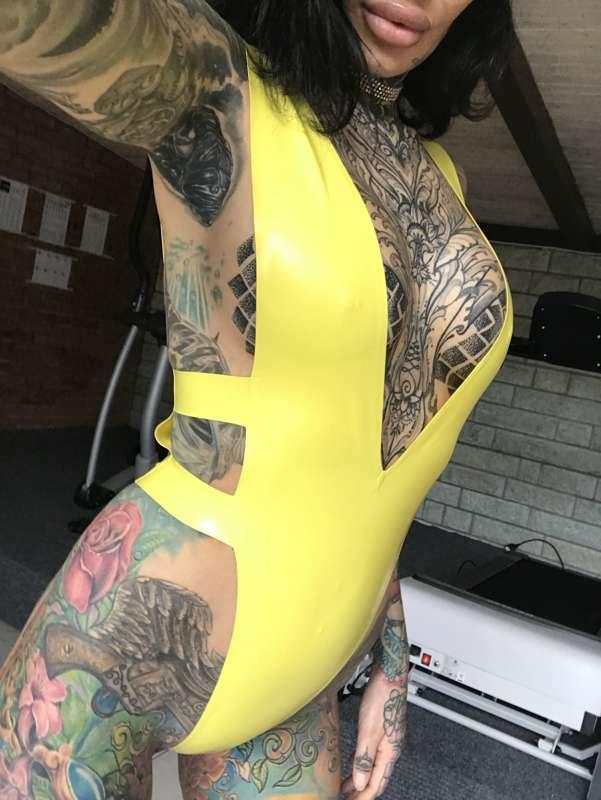 #latex #webcam #camgirl