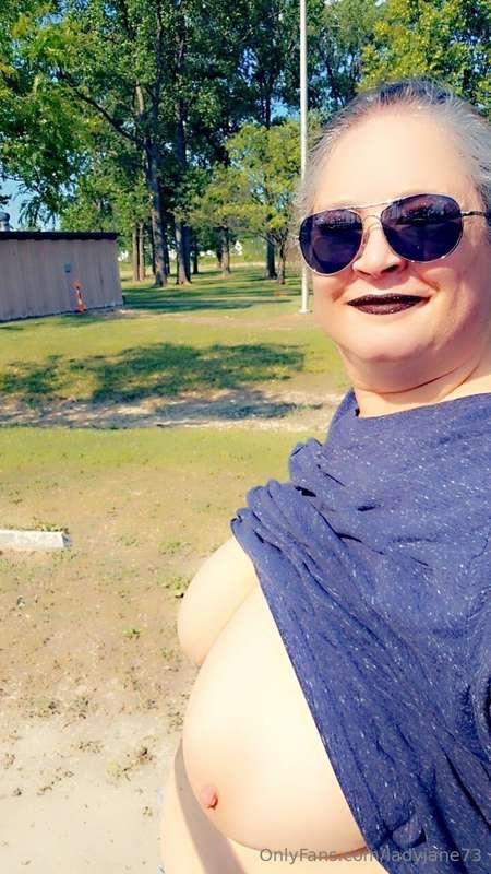 Ahhh the dog days of summer! When it's so hot, I have to hav..