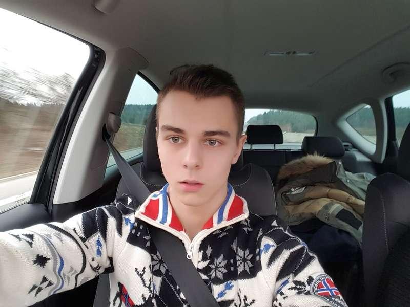 Fun in a car ☺️🚗