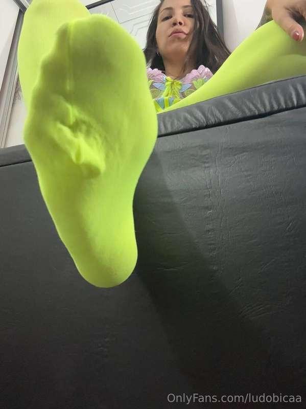 With socks or without socks?