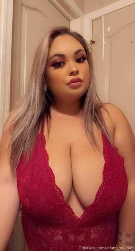 Daddy pls show your favorite Asian slut how naughty you are ..
