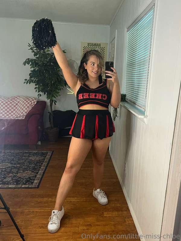 14. Your own personal Cheerleader 📣❤️