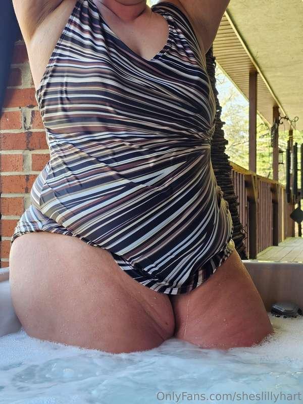 sheslillyhart image #10