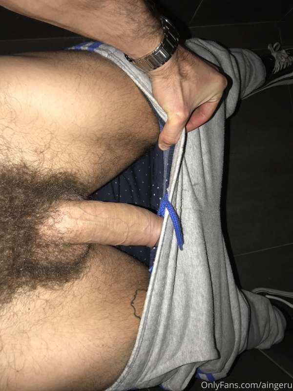 Sweat after workout 😅 wanna smeel it?