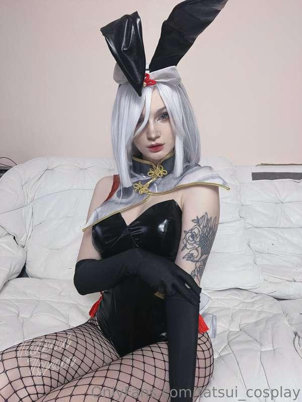 Hi everyone~
Part I of my Shenhe Bunny Suit cosplay is final..