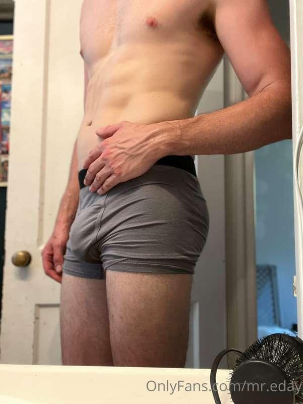 No cum in this video.  Just an afternoon of yard work so you..