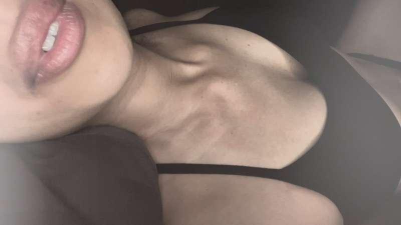 Kiss me till I fall asleep