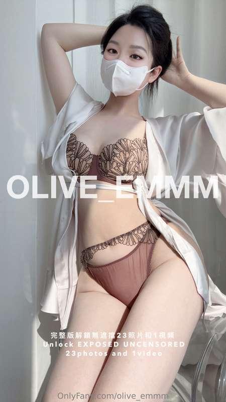 📬本周更新-update this week🔞完整版解鎖無遮擋23照片和1視頻又有新内衣👙了，对着镜子自拍好羞涩啊🥵Go..