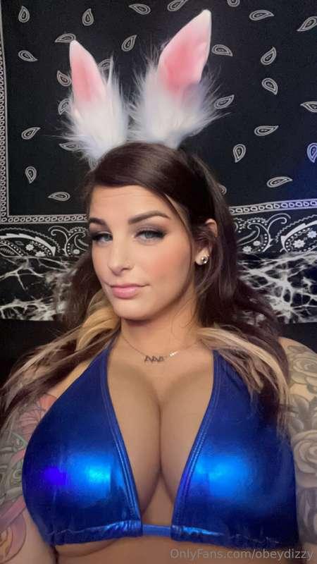 Slutty Lola is my favorite. What do you think her kink is? I..