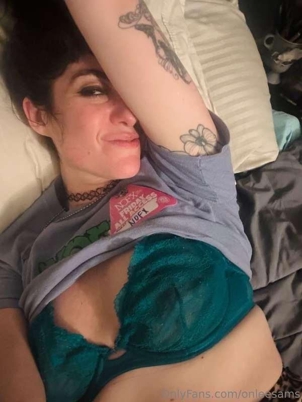 Hey u should cum over lol 