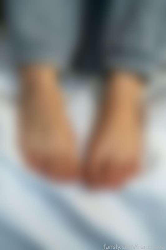 frenchava image #2