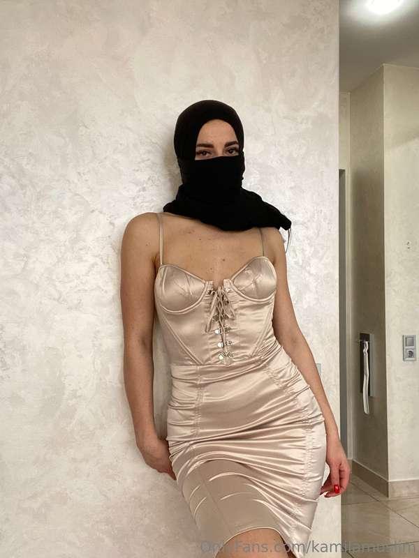 am I look good in this dress?😍