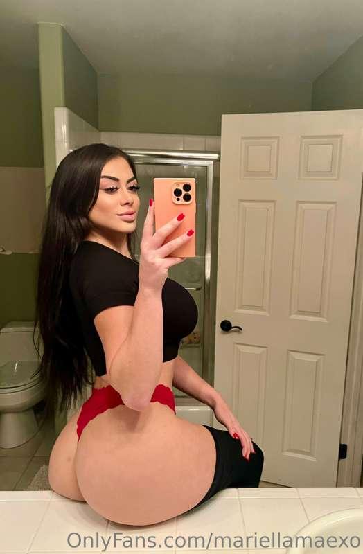 I need a volunteer for... something🤭