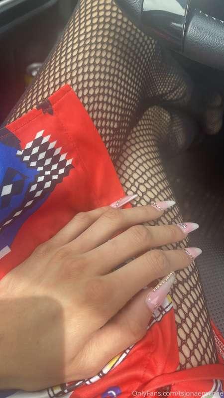 LA
