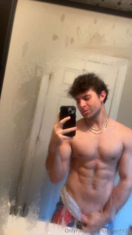 body looked too good here to not let you see😘🙈