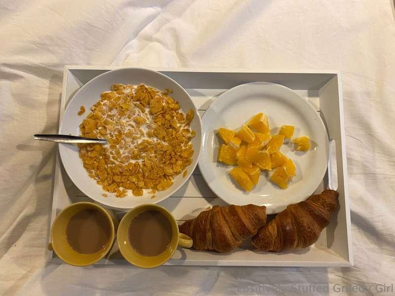 All day stuffing - part 1 of 6 

Morning belly, flattish and..