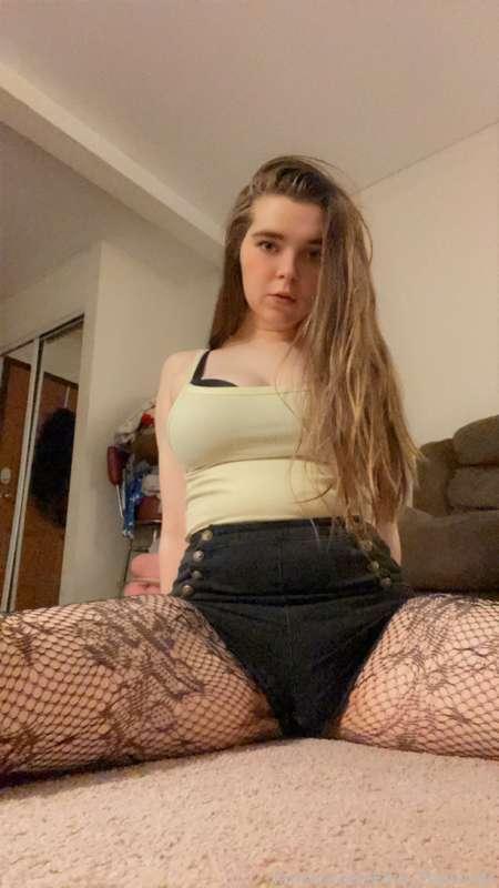 ellie_theotter image #3