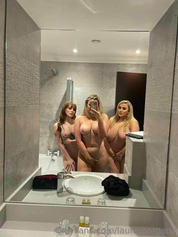 Girls night @ninawoolley @misskatie19 😈