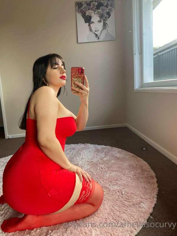 lady in red💋