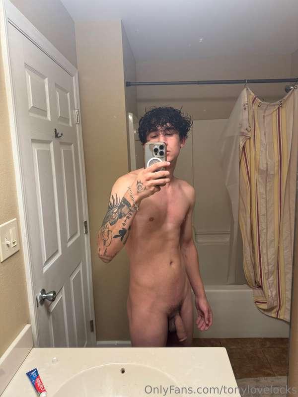 tonylovelocks image #2