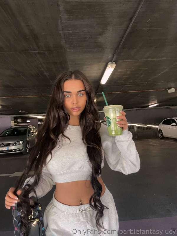 ## 𝖂𝖍𝖆𝖙'𝖘 𝖞𝖔𝖚𝖗 𝖋𝖆𝖛𝖔𝖗𝖎𝖙𝖊 𝖉𝖗𝖎𝖓𝖐?💕 Mine is matcha! But i also l..