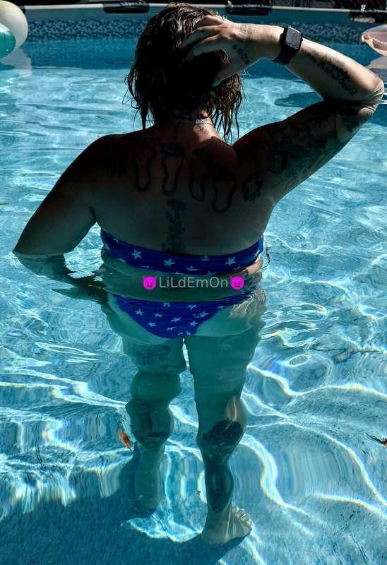 angrotzward1990 image #0