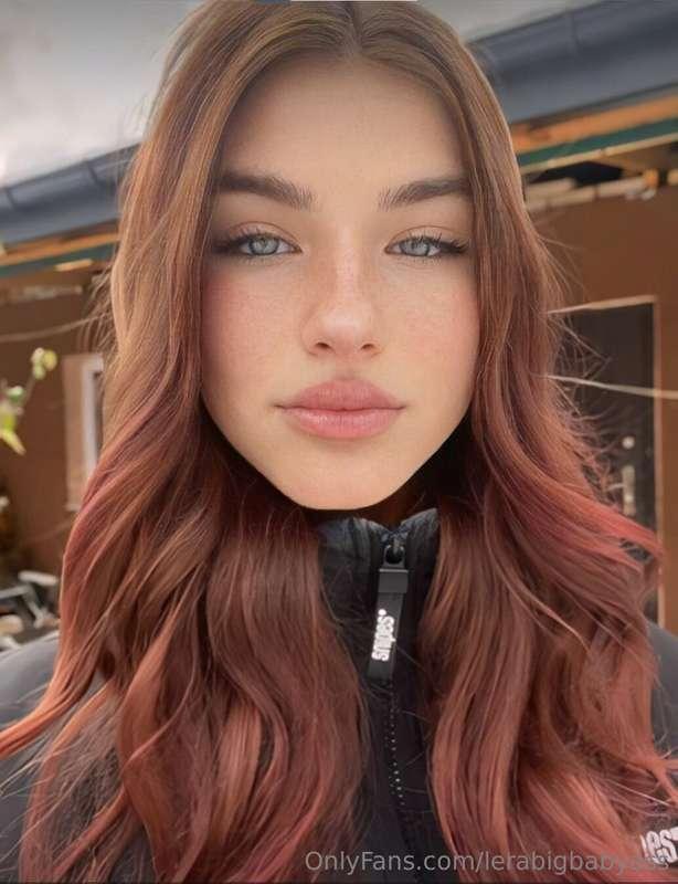 🌸 𝗙𝗥𝗘𝗘 𝗢𝗡𝗟𝗬 𝗡𝗢𝗪 🌸Your home girl 🎀 @vivian_li 🎀 she is waitin..