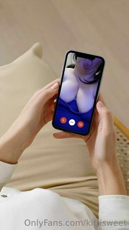 Your pov when you video call me x 📱😏😈
4 extra pussy pics and..