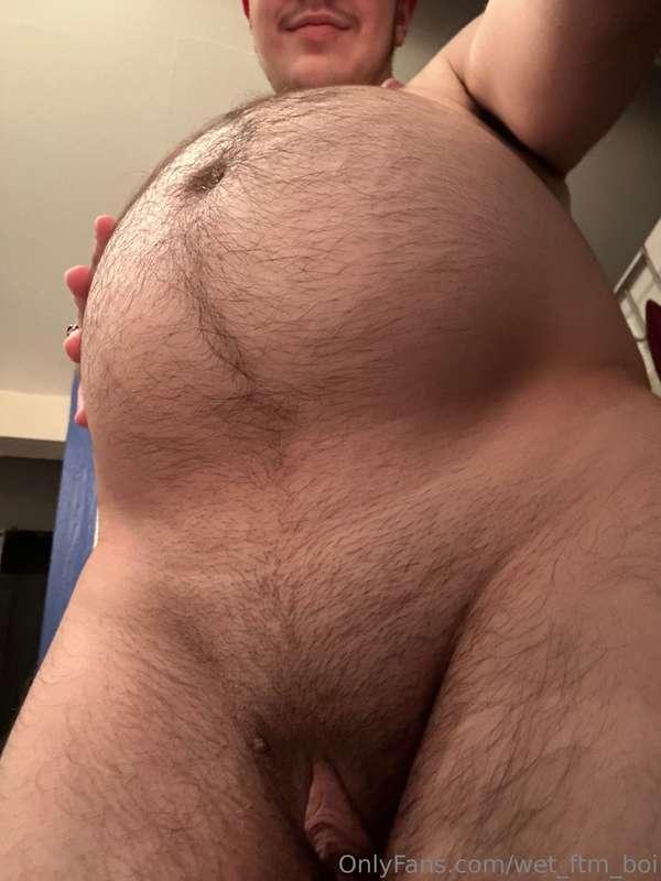 my belly is getting so big and round😍🫃🏻