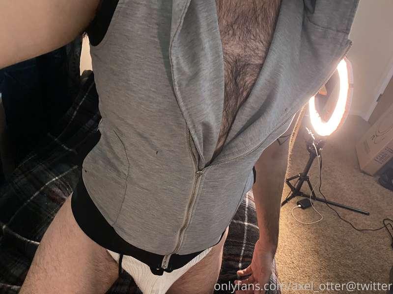 This solo shoot is a lil tame, but it got messy. The next on..