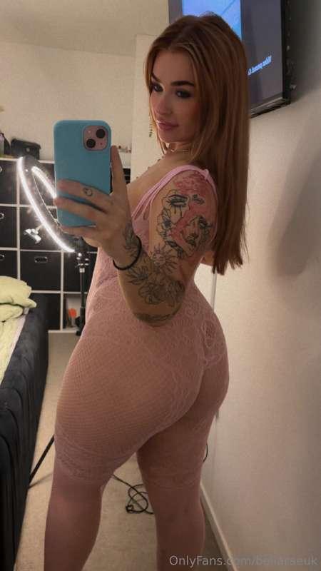 Would you fuck me in this bodysuit?🤤