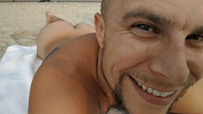 I love San Diego.... Chill nude beaches are my kinda fun. Lo..
