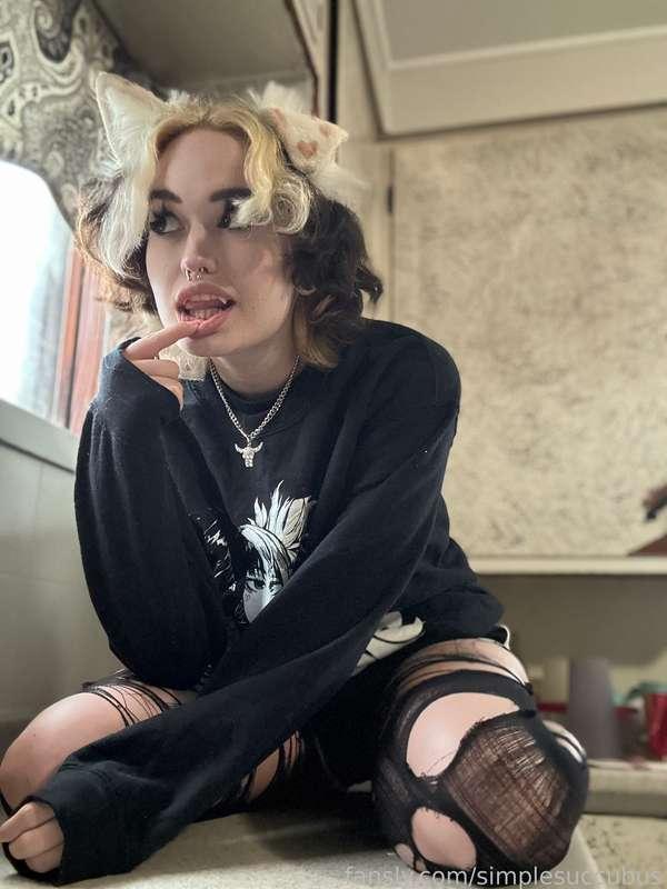 simplesuccubus image #4