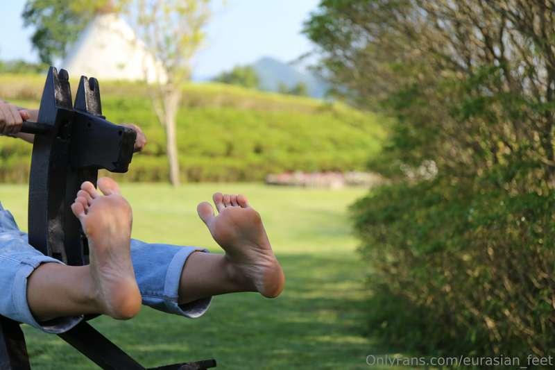 Subscribe to @eurasian_feet_vip for more! x