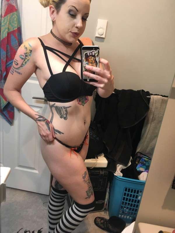 ladylazarusfree image #4