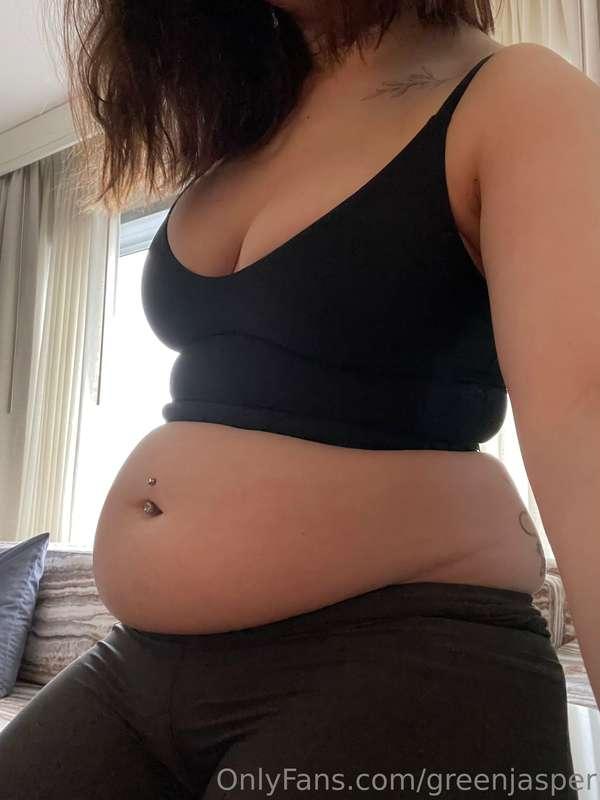 Pot belly all out.. have definitely put on the pounds around..