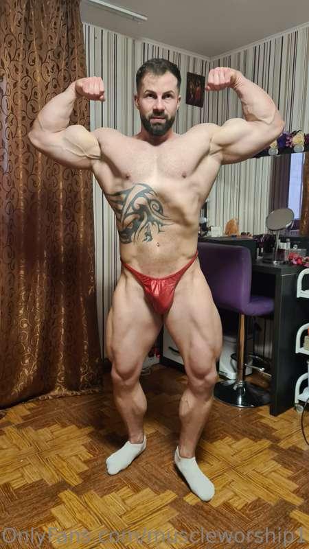 muscleworship1 image #0