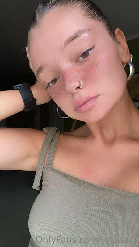 👅👅