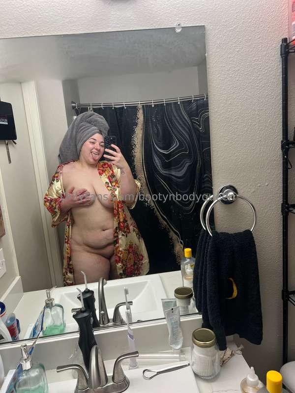 bootynbodyqueen image #3