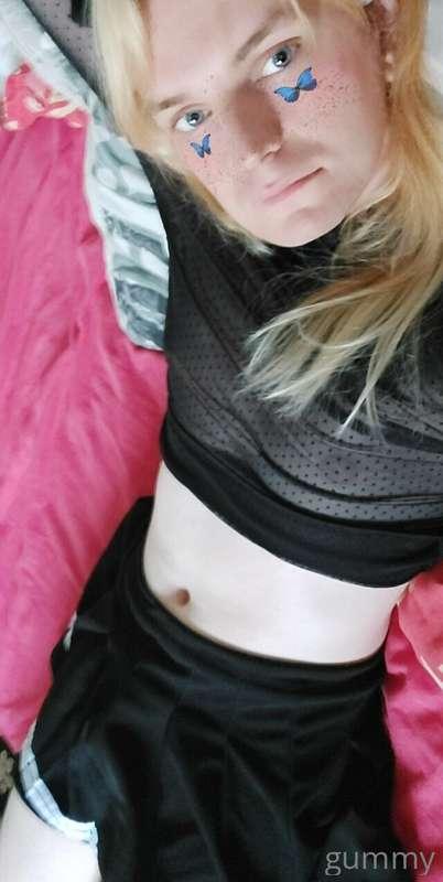 Hips don't lie 😎spot the penis