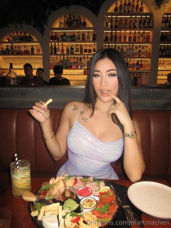 here's ur feast (i'm also included) 👅