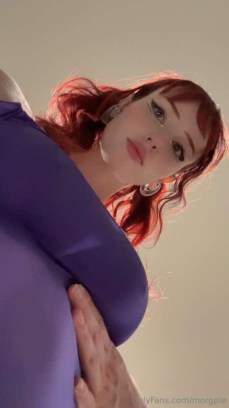 how's the view from underneath me 🤭