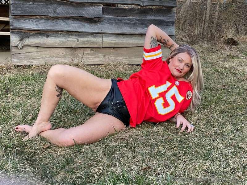 A little show for my Chiefs fans. 😘