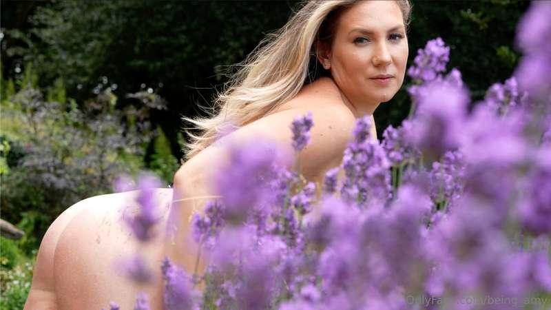 I am LOVING the feedback from this video 😍 Please keep 'em c..